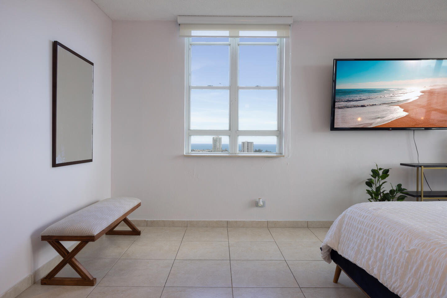 Amazing Oceanview Two Bedroom/Free Parking